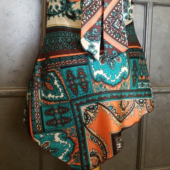 Hot Kiss Halter Top 💋 - Picture 5 of 8